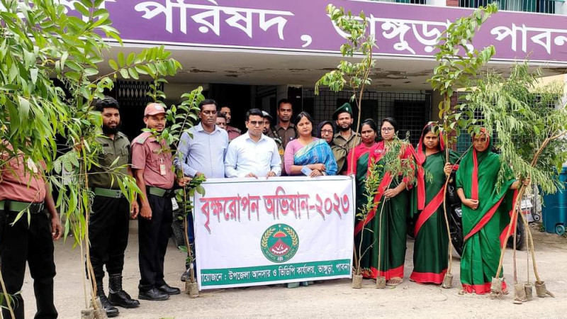 ভাঙ্গুড়ায় আনসার ও ভিডিপি কর্তৃক বৃক্ষ রোপন