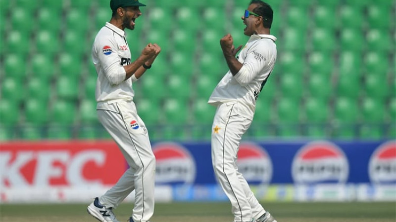 নোমানের ঘূর্ণিতে দক্ষিণ আফ্রিকাকে প্রথম টেস্টে ৯৩ রানে পরাজিত করেছে পাকিস্তান