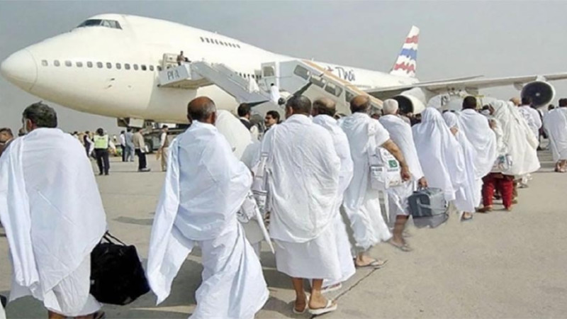 হজে কমলো খরচ, সরকারি ব্যবস্থাপনায় তিনটি নতুন প্যাকেজ ঘোষণা