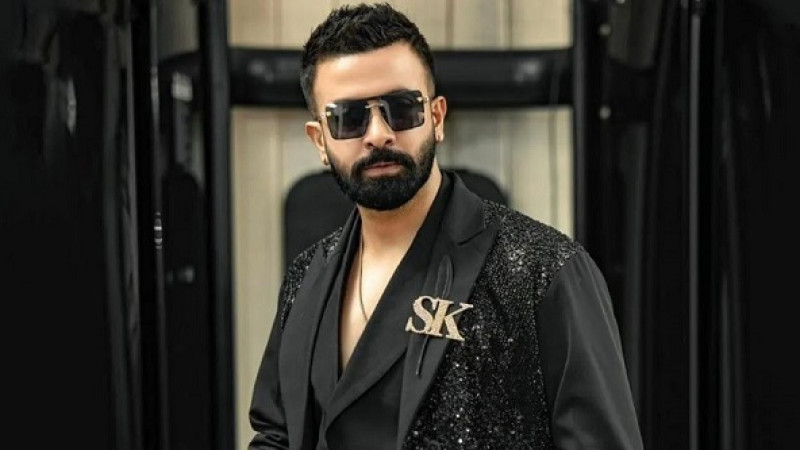 নতুন দুটি সিনেমার সাথে যুক্ত হলেন শাকিব খান